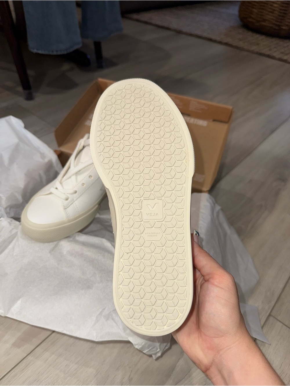Veja Women’s Camp Sneakers In Extra White & Natural Suede - Picture 2 of 3
